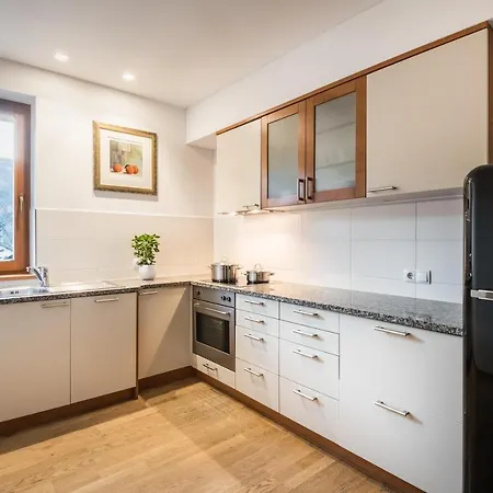 Apart-hotel Vanzi San Martino in Badia