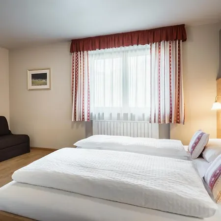 Apart-hotel Vanzi