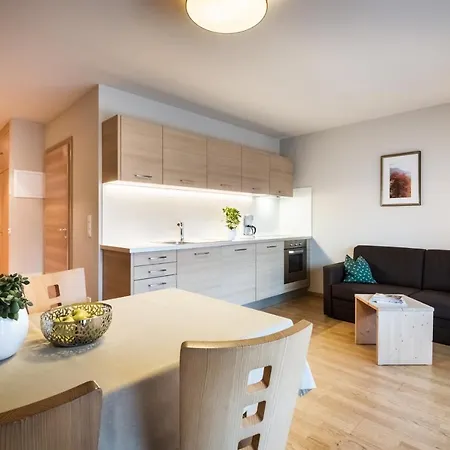 Vanzi Apart-hotel 3*